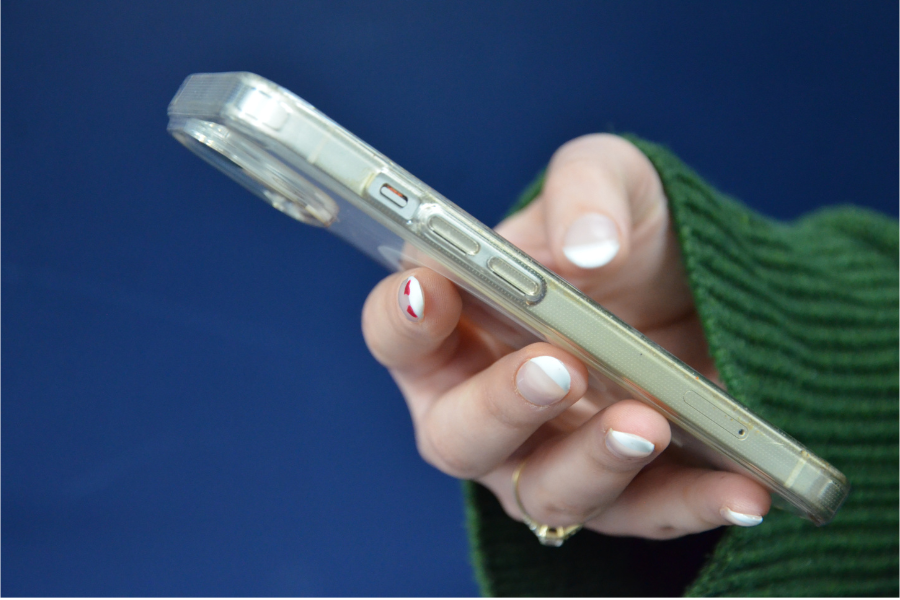 Ahead of proposed social media ban for young Australians, are there other protections?